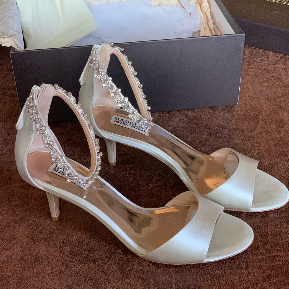 Cream Jeweled Badgley Mischka Kitten Heel